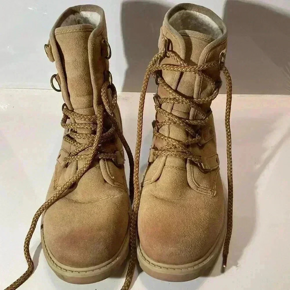 Roxy Boots faux fur lining tie up boot tan size 10 - Picture 3 of 9